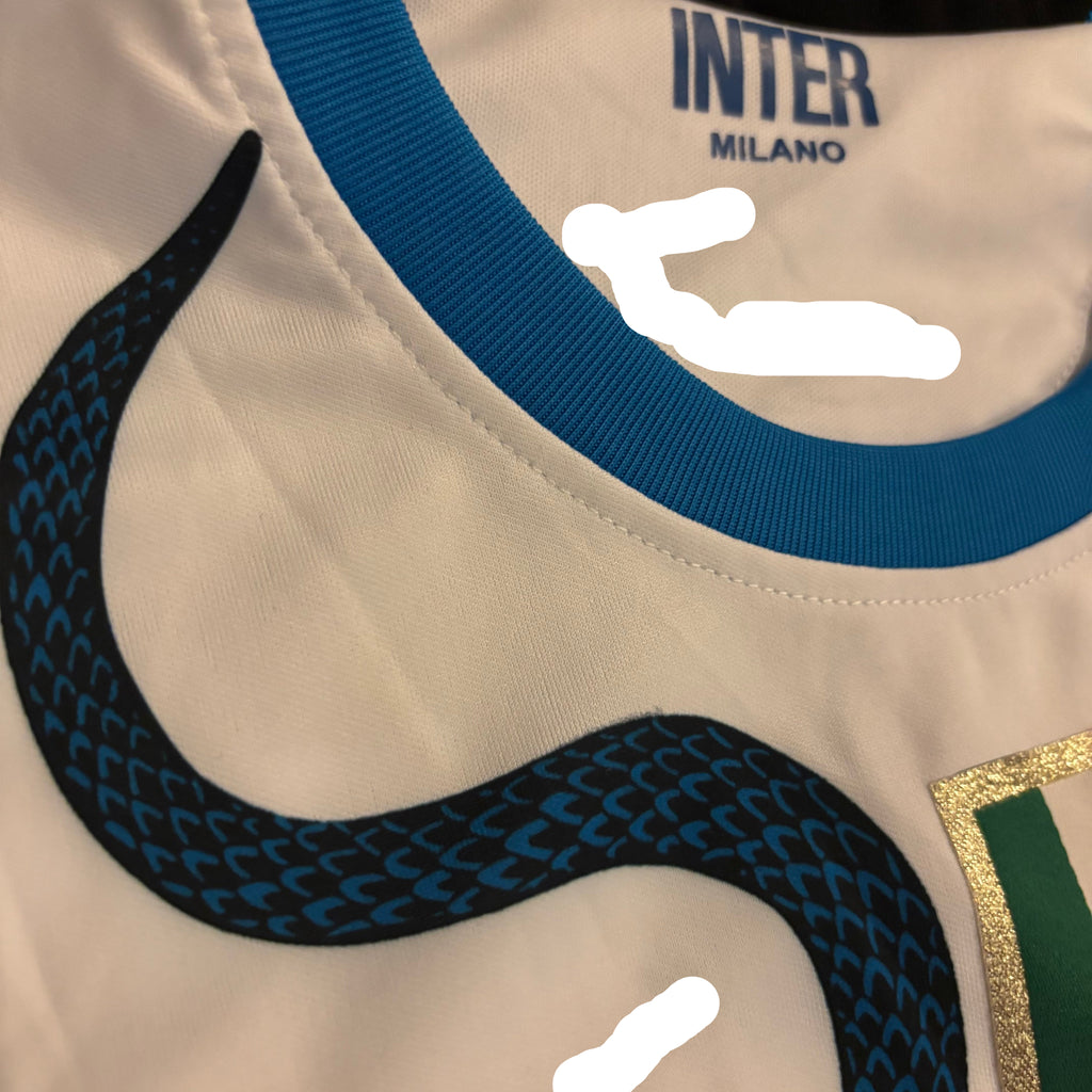 Inter Milan 2021-22 Dumfries