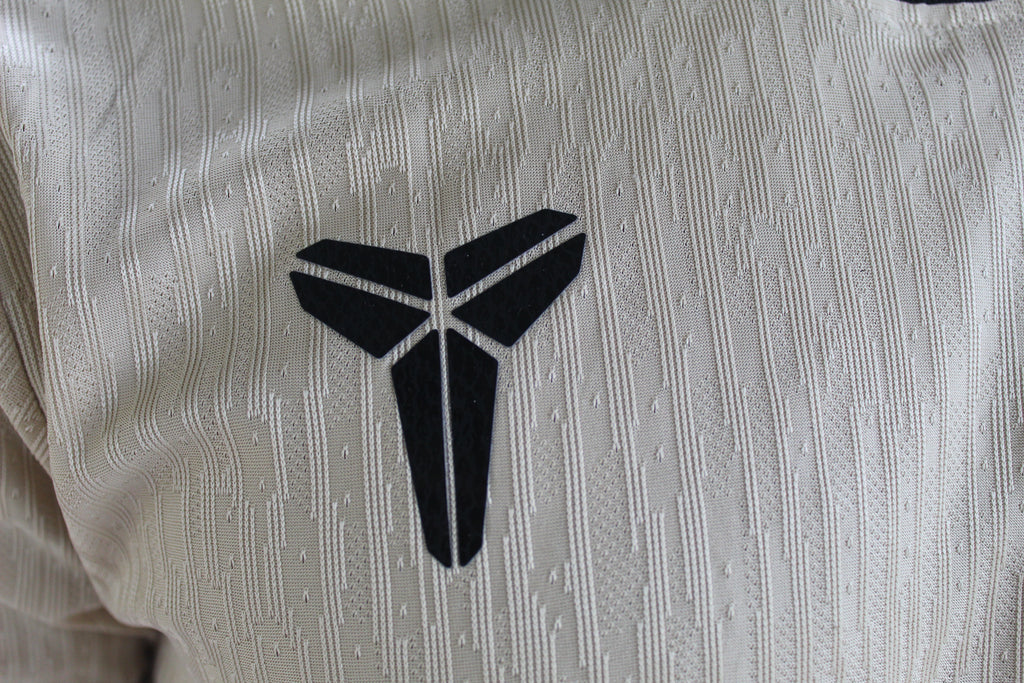 Mamba x Barca 25/26 LY10