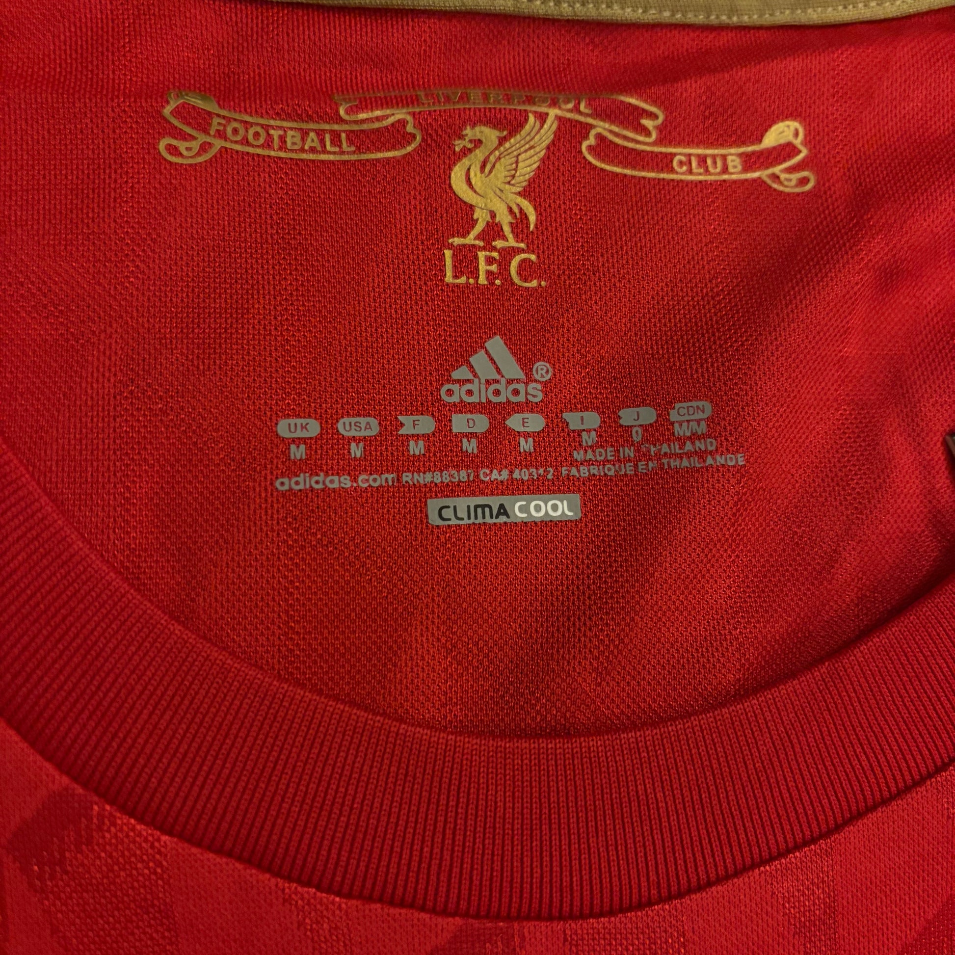 Liverpool Home 10/11 Suarez